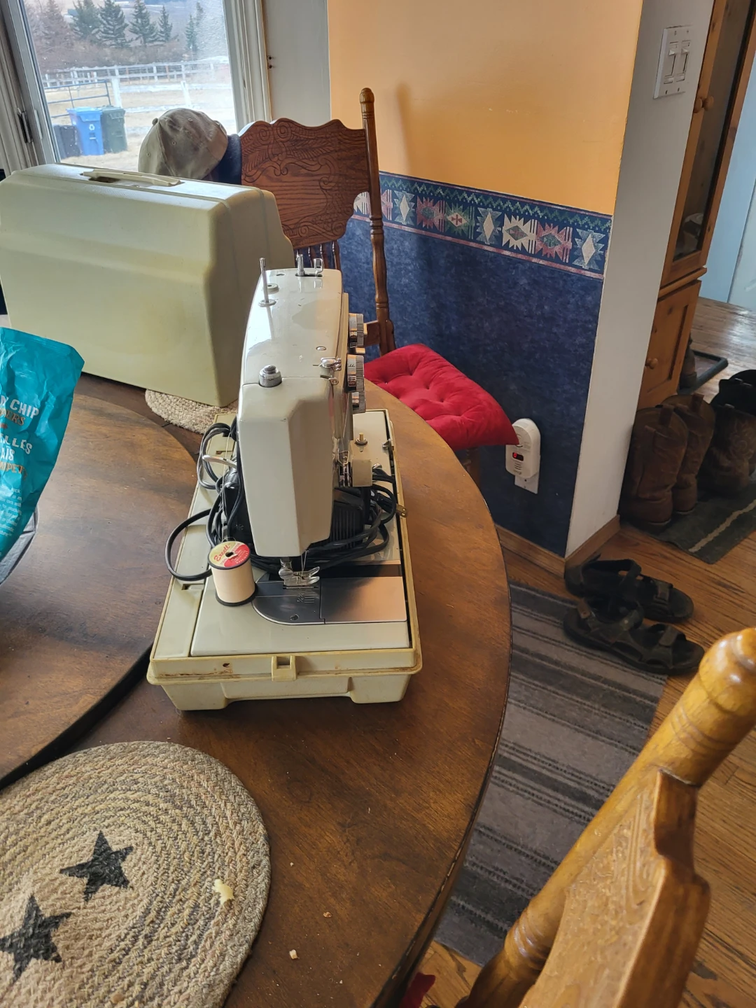 Sears Kenmore Sewing Machine with Case - photo 5