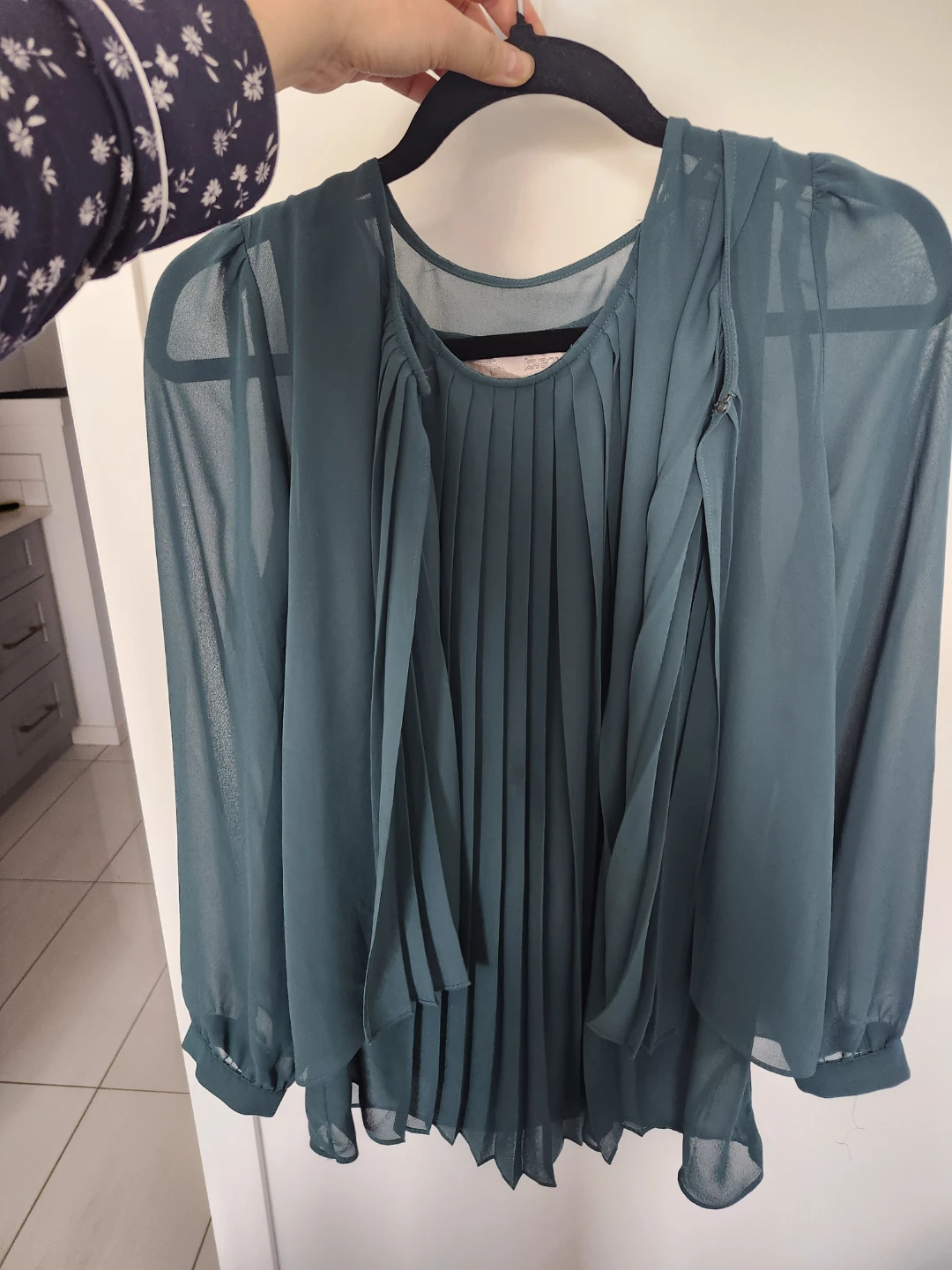 Green Sheer Pleated Blouse - photo 5