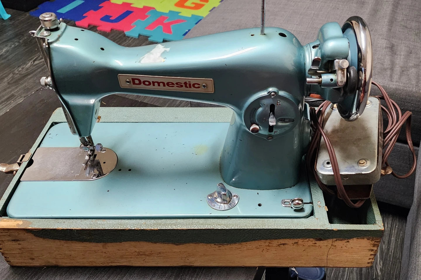 Domestic Sewing Machine