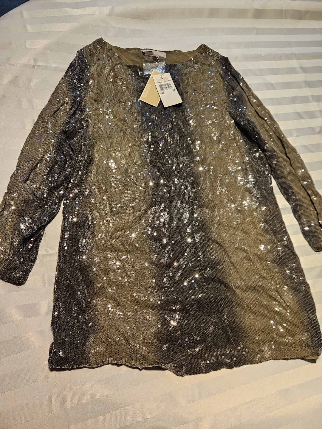 Michael Kors Sequin Top - Safari Green - Size M - photo 3