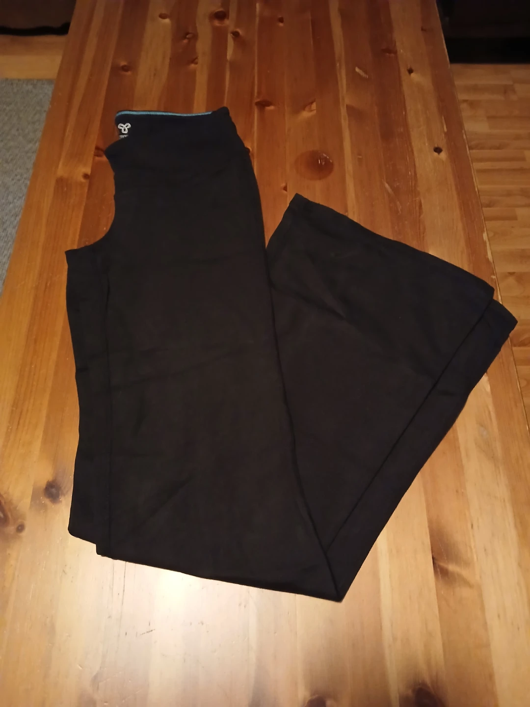 TNA Action Black Bell Bottom Yoga Pants Size S - photo 4