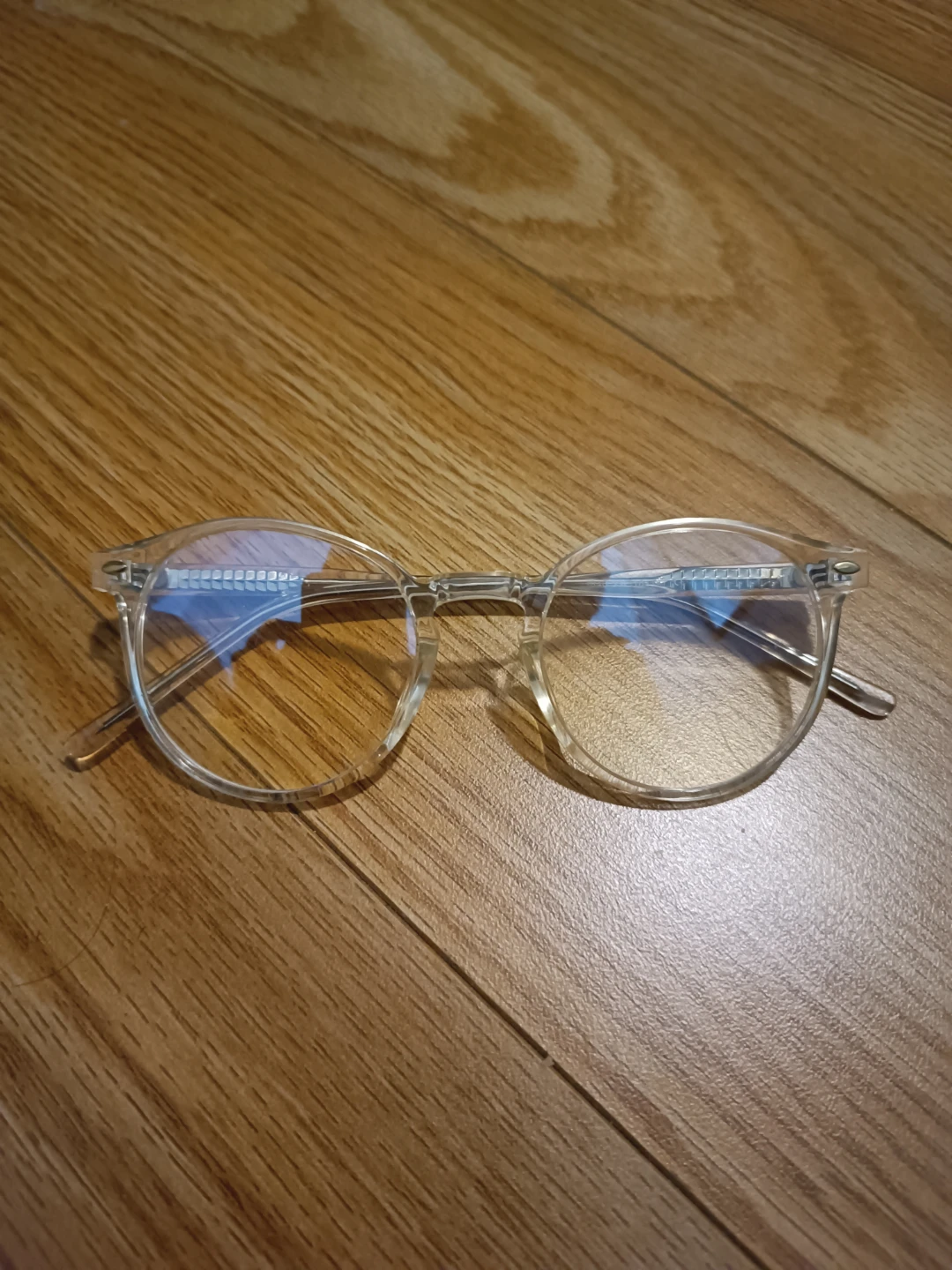 Clear Frame Glasses