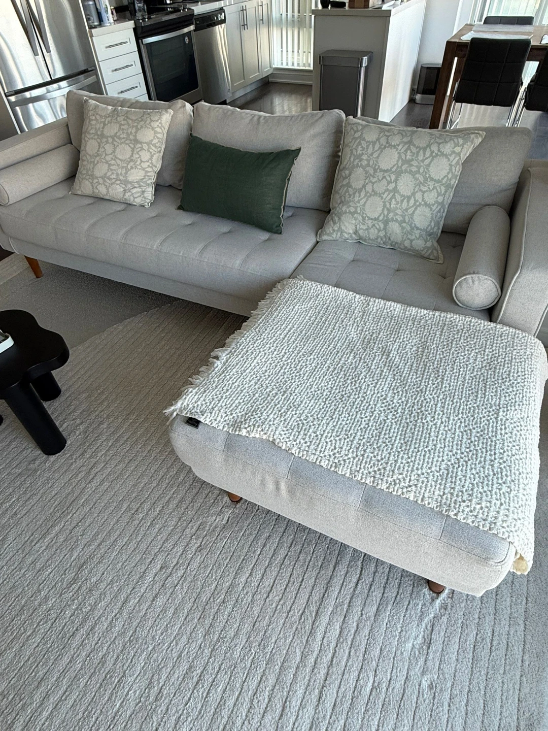 Sectional Sofa with Chaise - photo 2