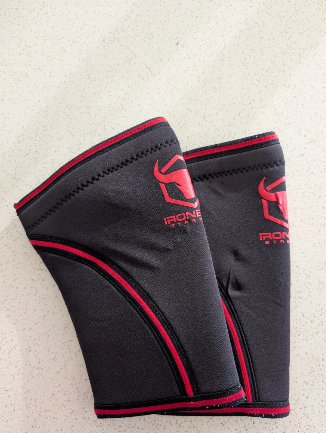 Iron Strength Knee Sleeves (Pair)