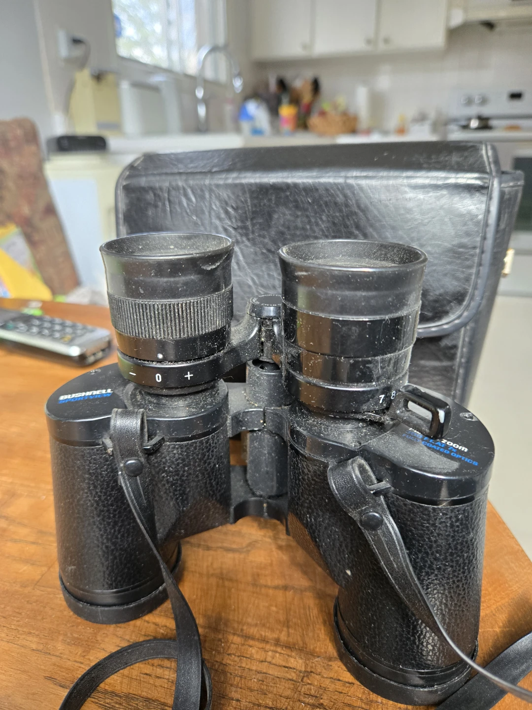 Bushnell Binoculars with Case - photo 2