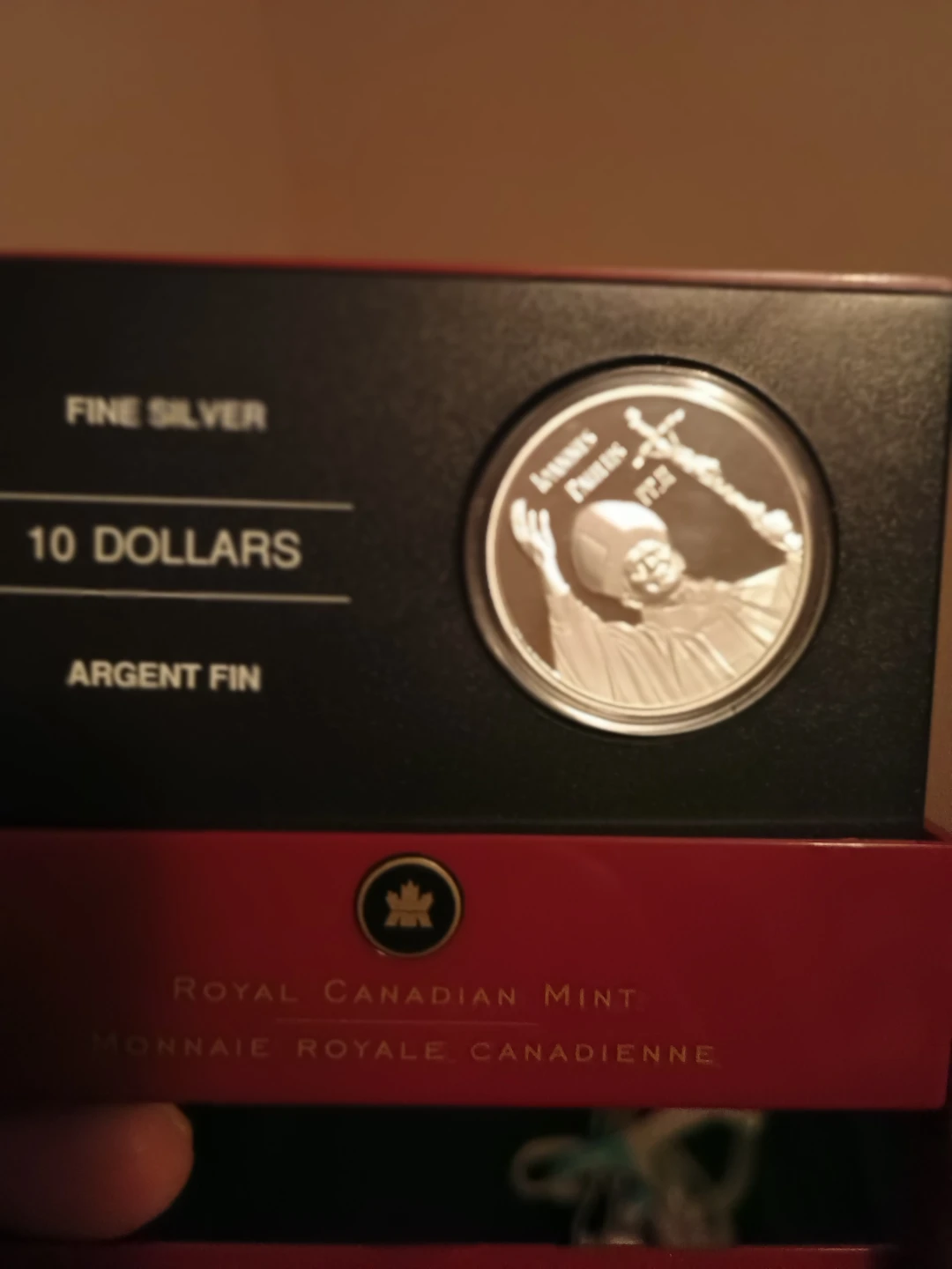 Royal Canadian Mint 2005 Pope John Paul II Fine Silver Coin - photo 3