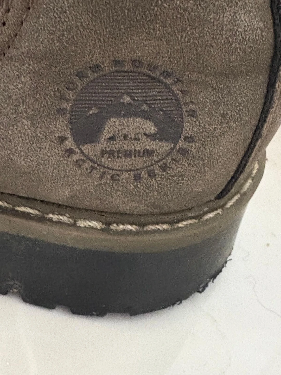 Brown Suede Chelsea Boots - photo 3
