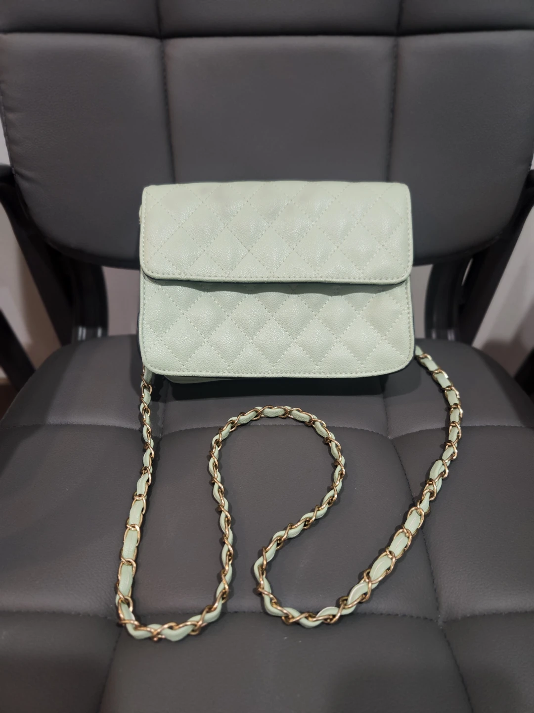 Light Green Quilted Crossbody Handbag