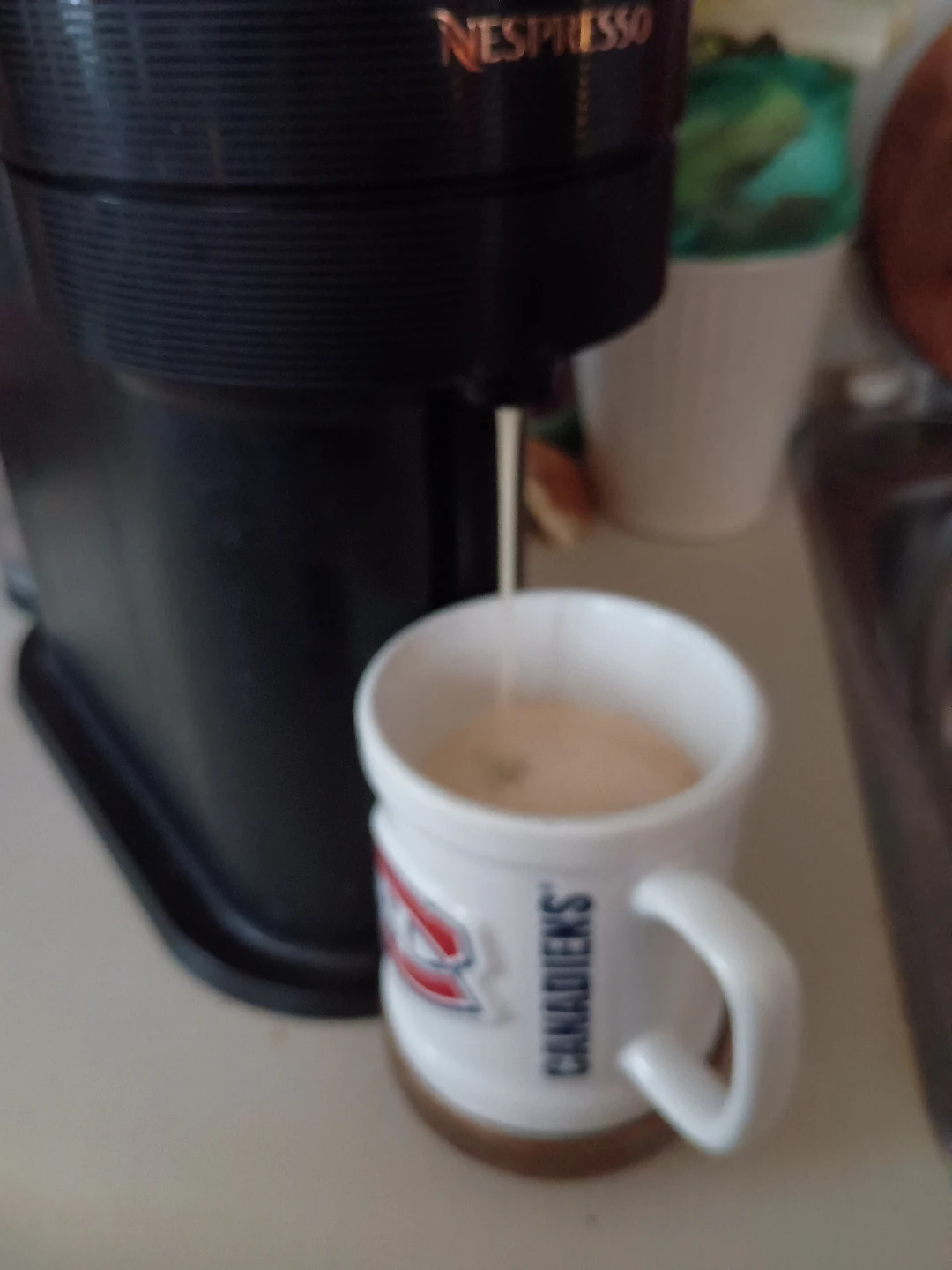 TAKING OFFERS Nespresso Coffee Machine - photo 3