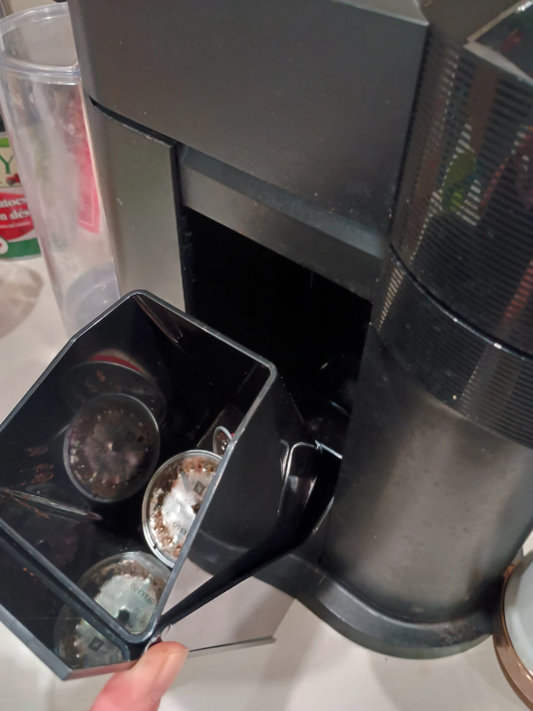 TAKING OFFERS Nespresso Coffee Machine - photo 5