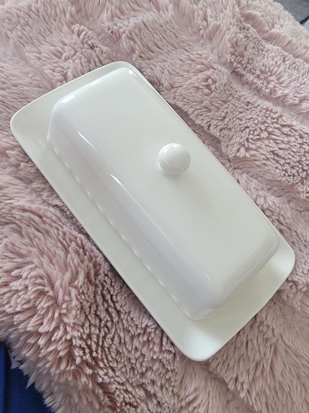 White Ceramic Butter Dish with Lid