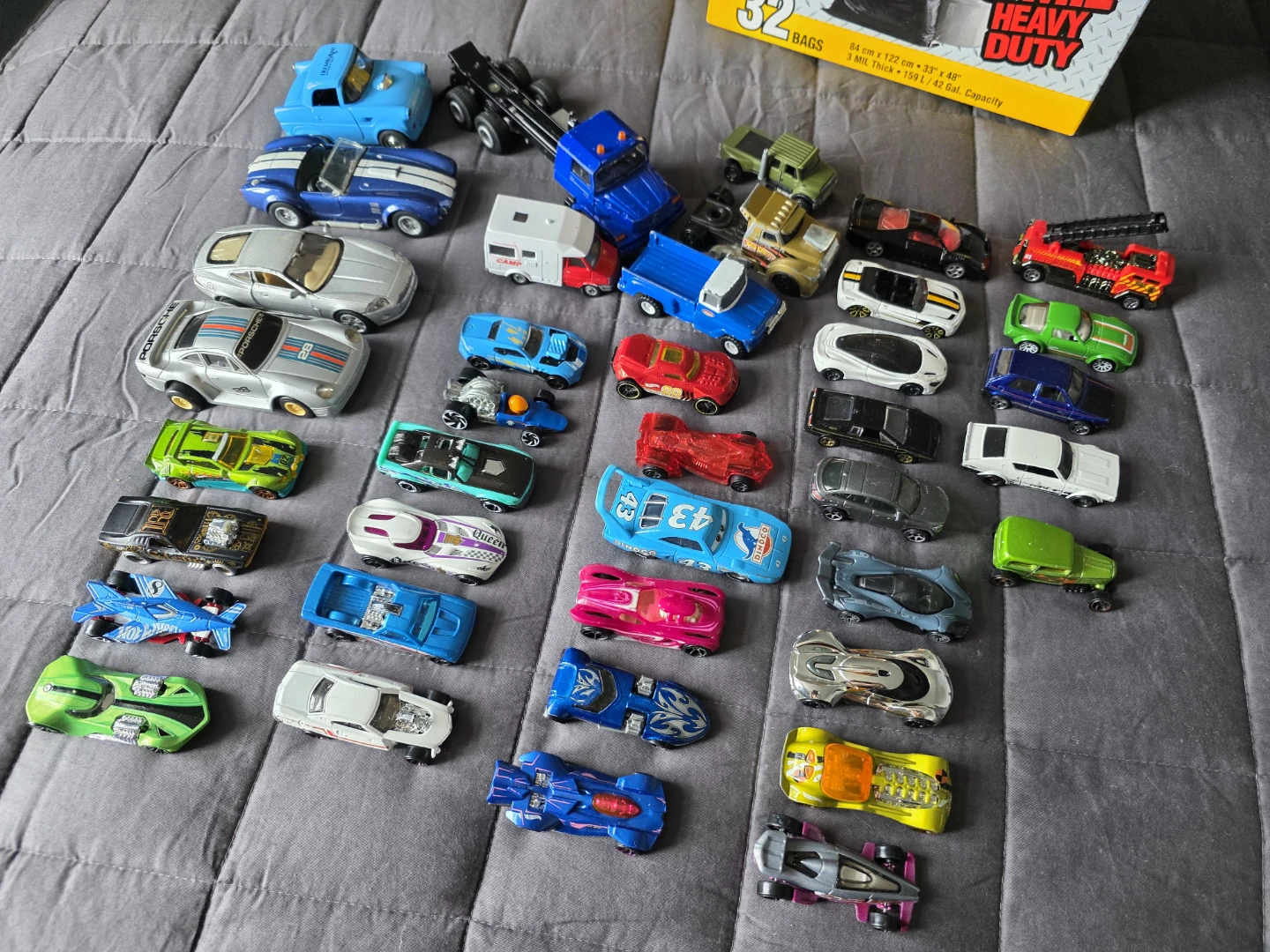 Hot wheels lot car toys ($10 for everything)