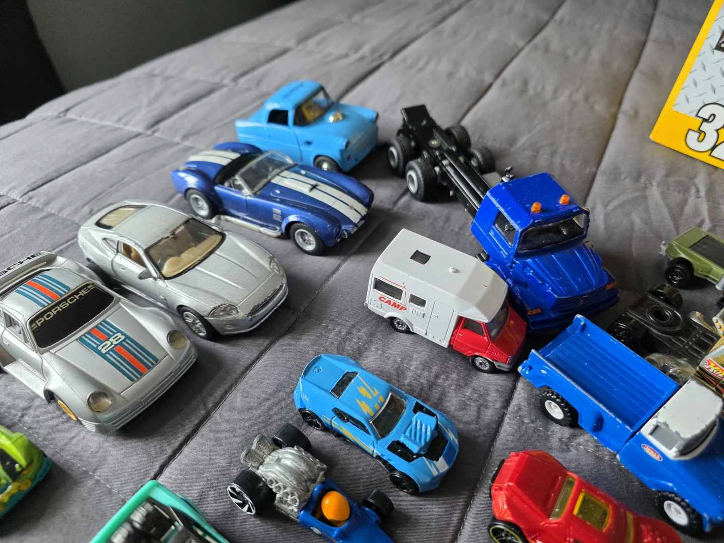 Hot wheels lot car toys ($10 for everything) - photo 5