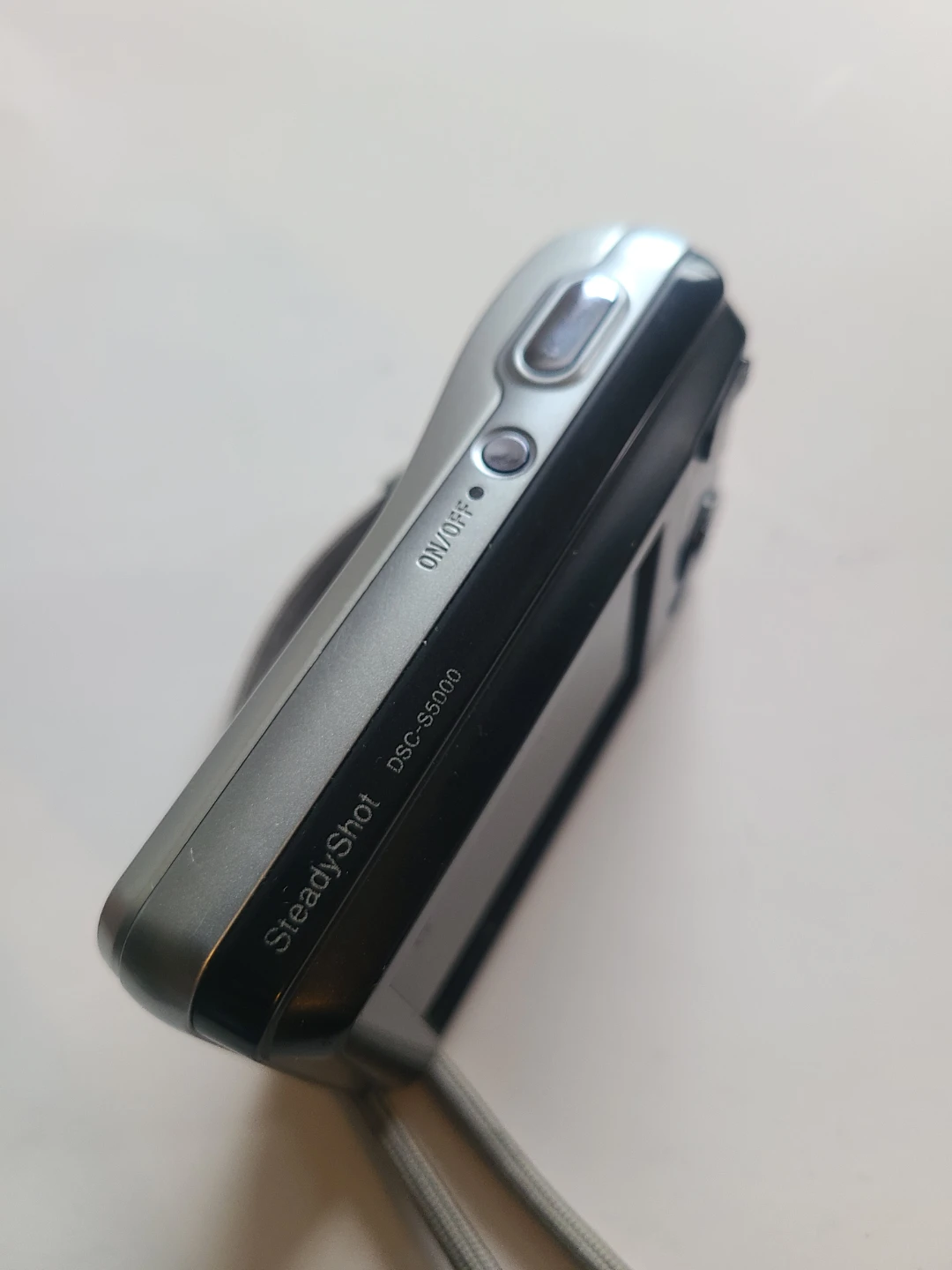 Sony DSC-S5000 Digital Camera - photo 3