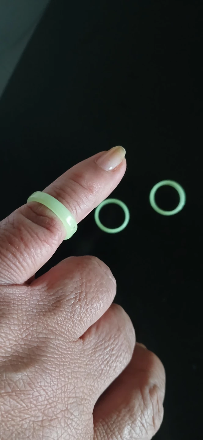 Glow in the Dark Ring Set - photo 2