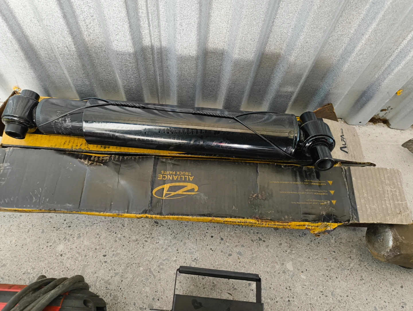 Alliance Truck Parts Shock Absorber - photo 3