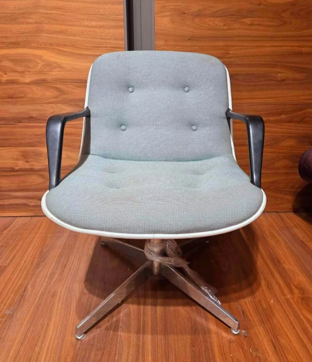 Pair Of Steelcase Tufted Accent Chairs With Fiberglass Shell - photo 4