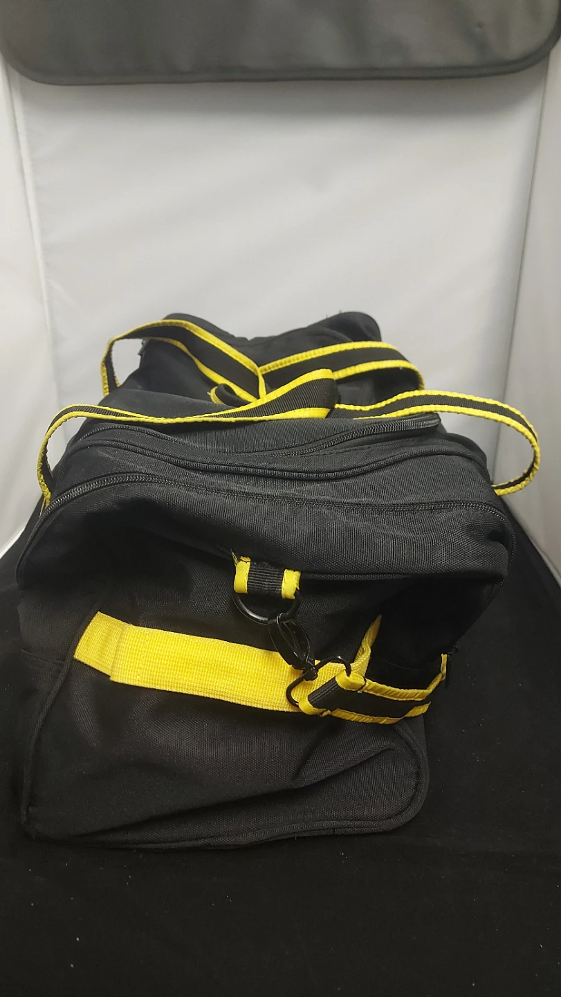 Lacoste Parfums Duffle Bag - photo 5