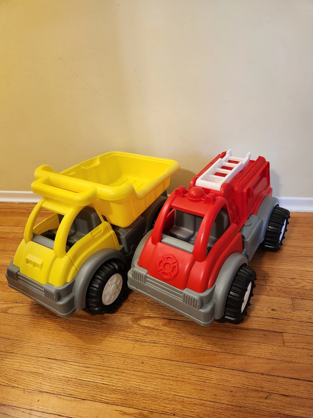 Toy Dump Truck and Fire Truck Set