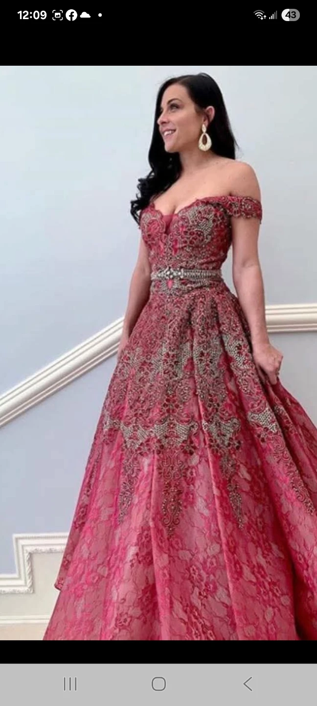 Women's Off-the-Shoulder Beaded Lace Gown