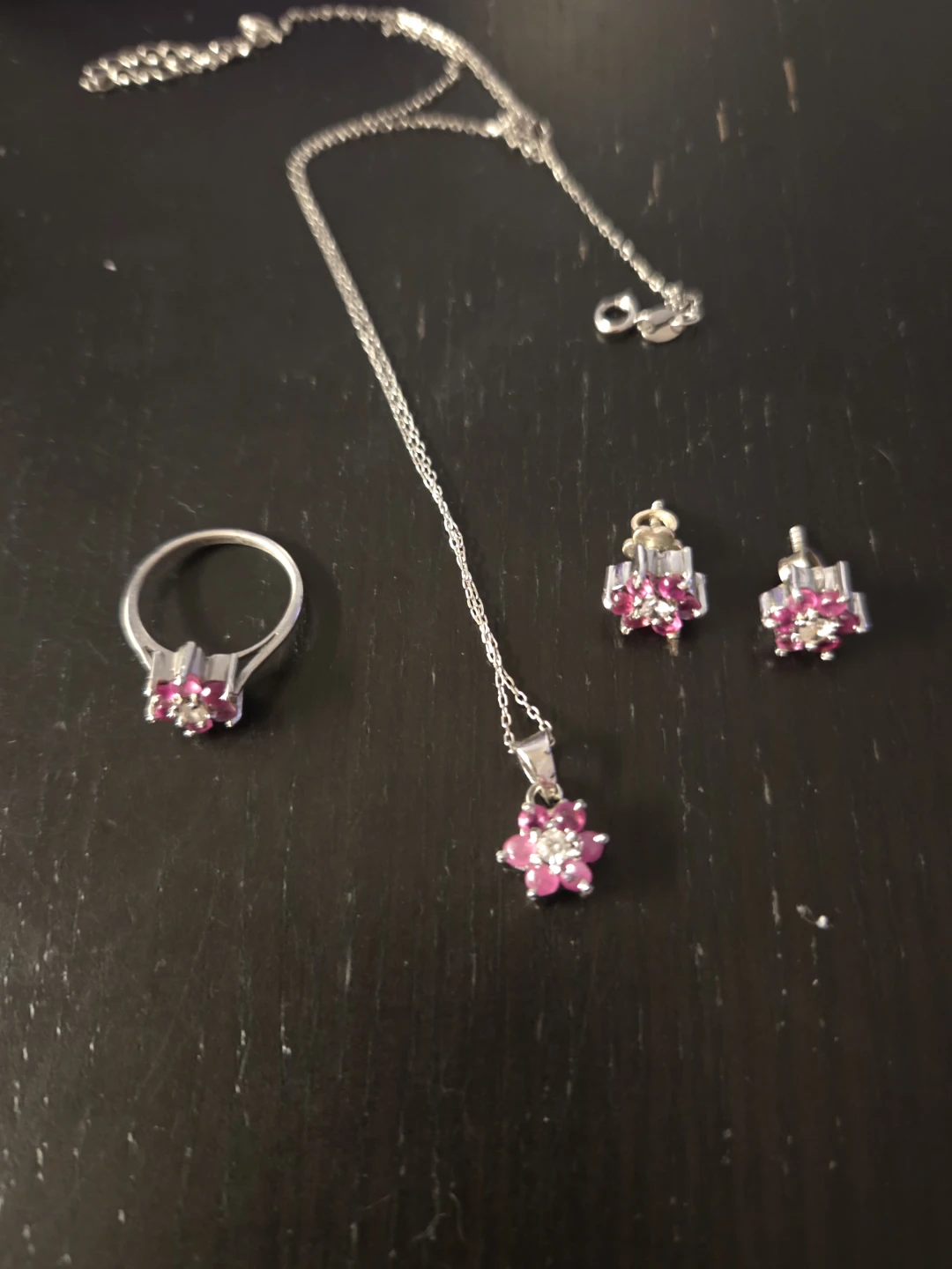 Flower Pendant Necklace and Stud Earrings Set