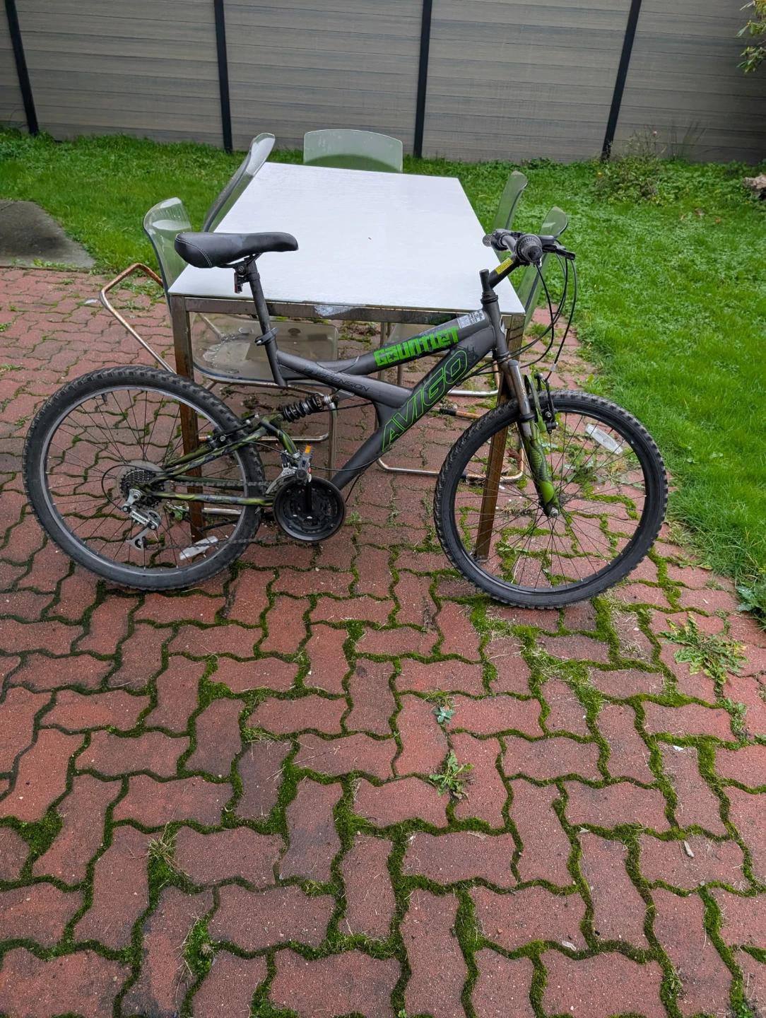 AVIGO Mountain Bike