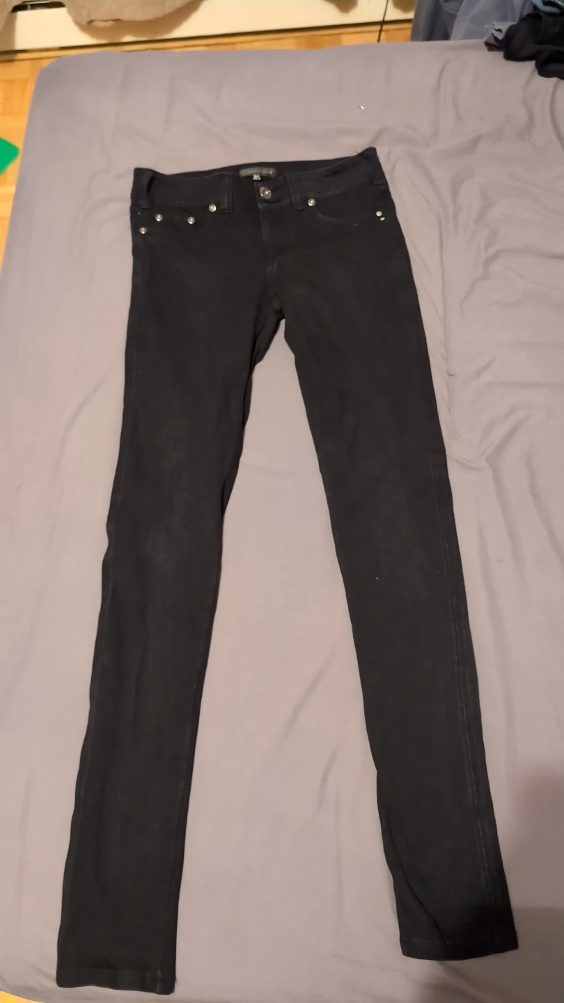 Silver Jeans Black Slim Fit Pants Size S/P