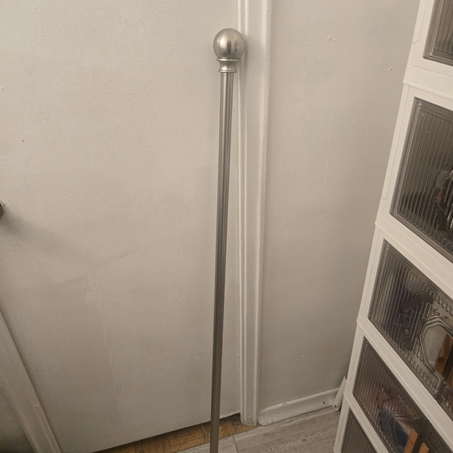 Curtain pole