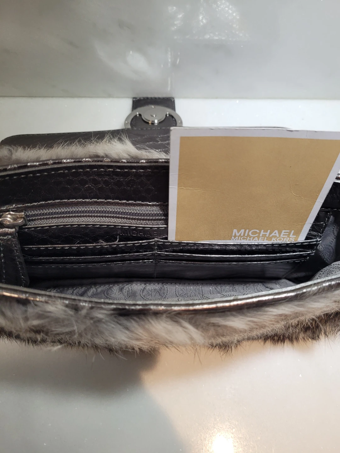 Michael Kors Fur & Leather Handbag - photo 5