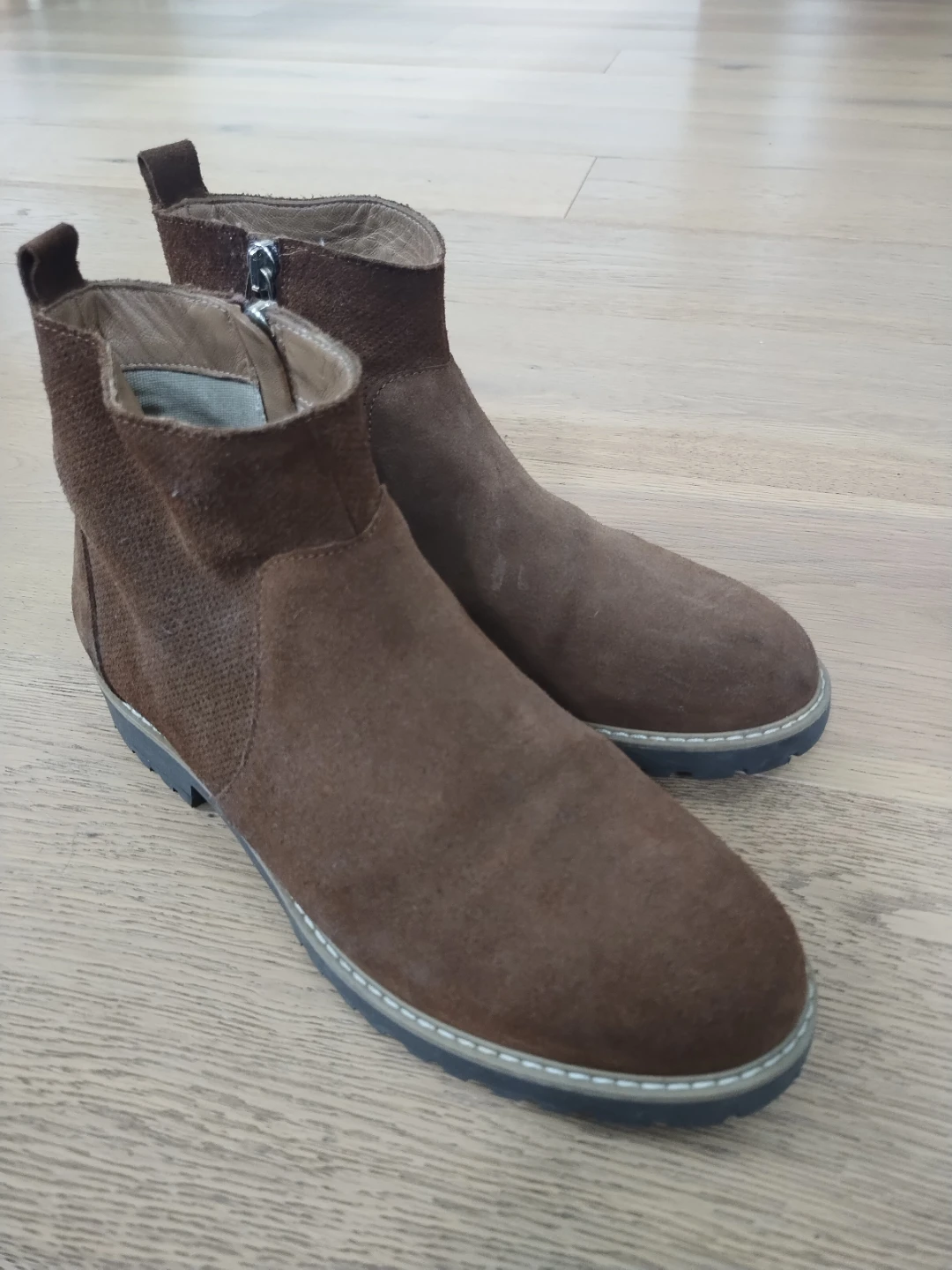 Brown Suede Ankle Boots size 38/7 - photo 2
