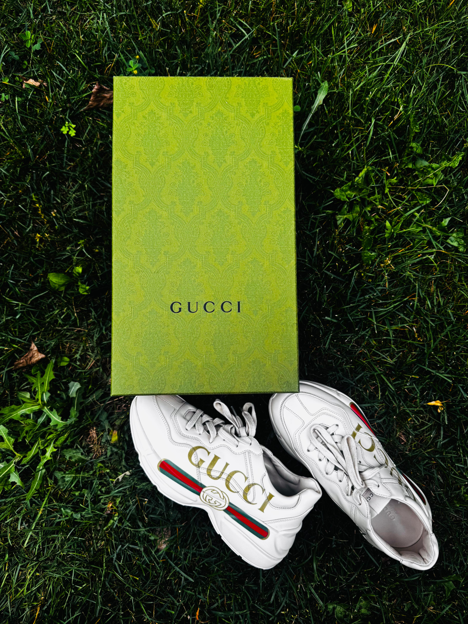 Women's Rhyton Gucci logo leather sneaker