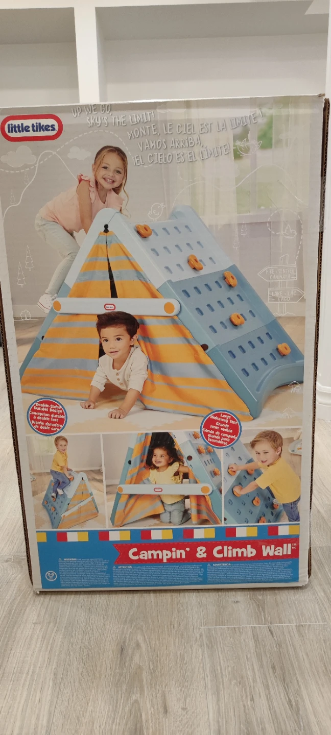Little Tikes Campin' & Climb Wall