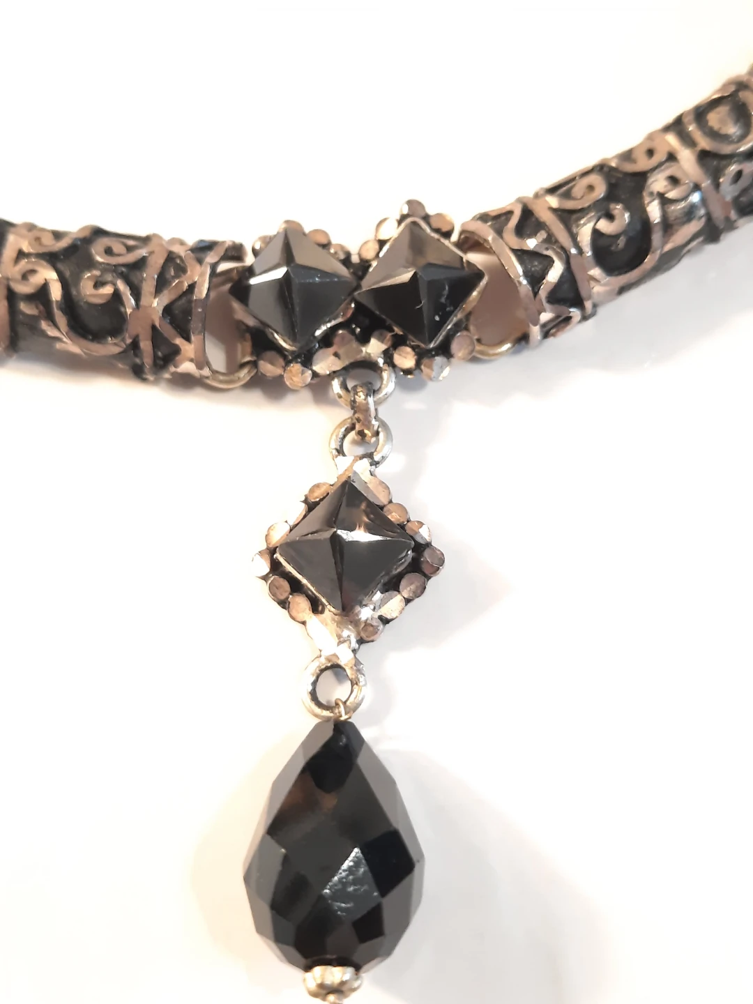 Silver-plate Necklace with Black Pendants - photo 3
