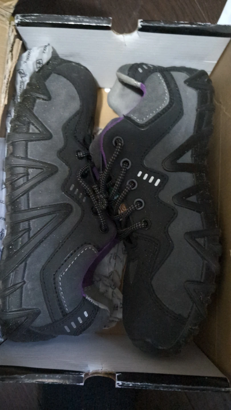 Terra women's size 10 safety shoes