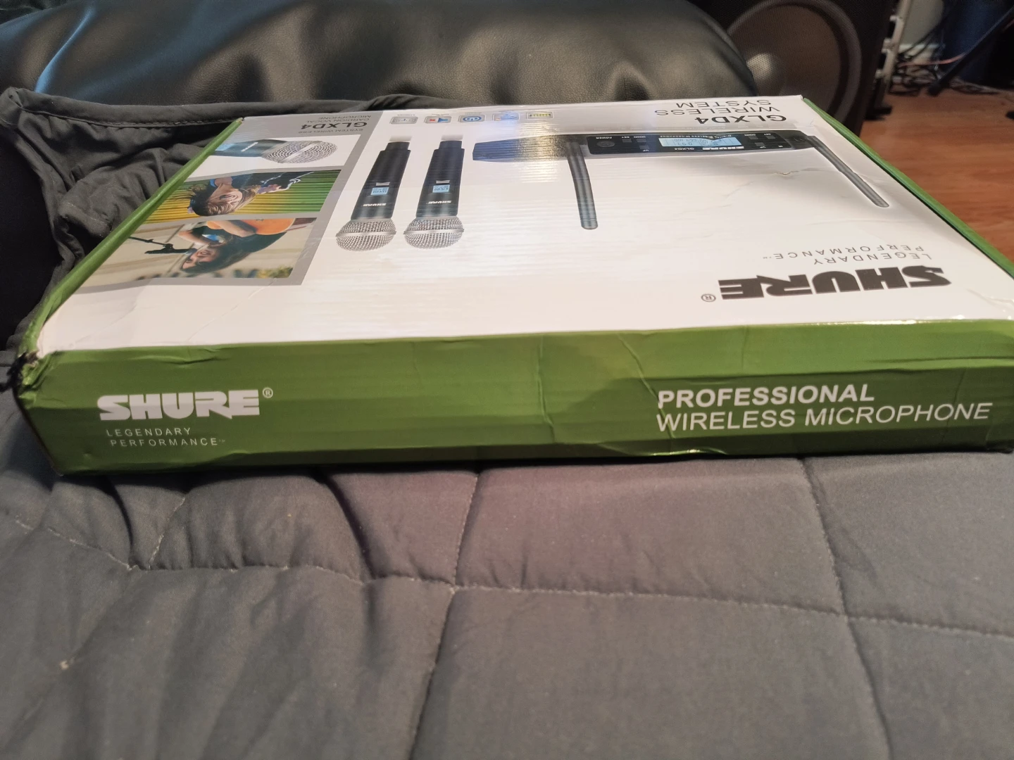 Shure GLXD4 Wireless Microphone System brand new inbox - photo 3