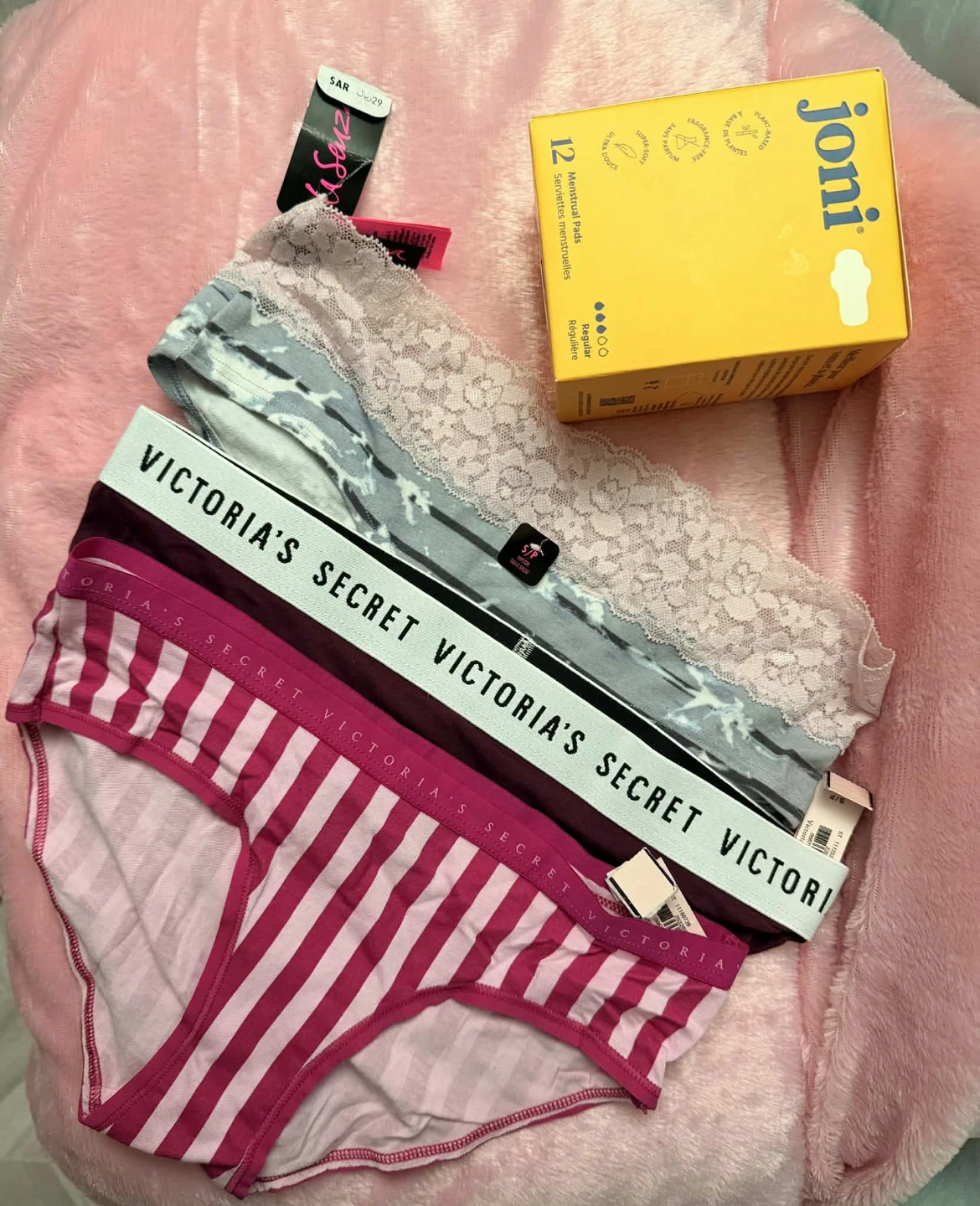 New💟Victoria's Secret undies FREE❣️ JONi plant based pads