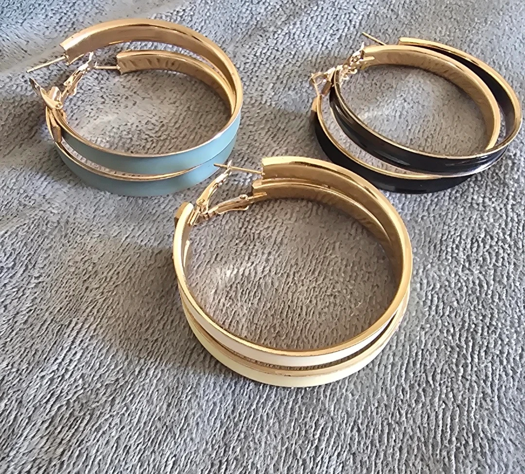 Set of 3 Coloured Hoop Earrings - photo 2
