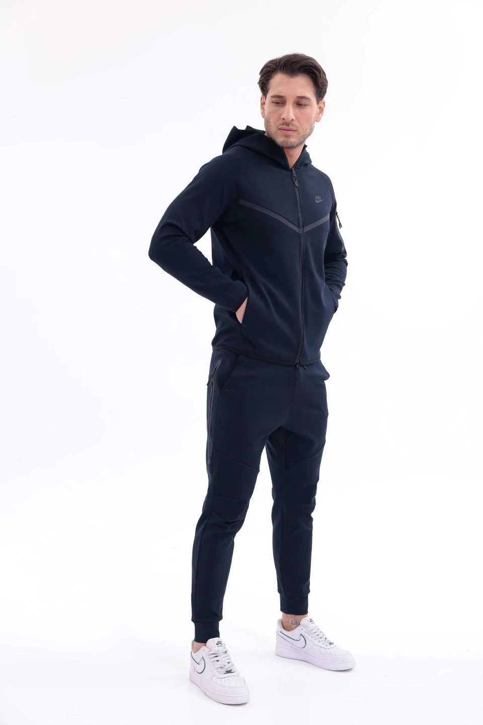 New tracksuit size s,m,l,xl