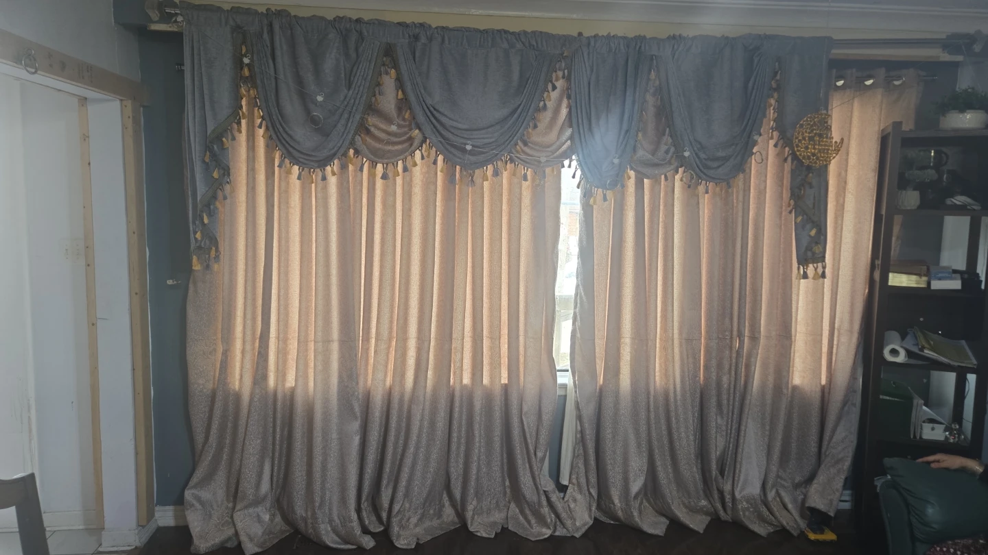 Decorative Curtain Set with Valance