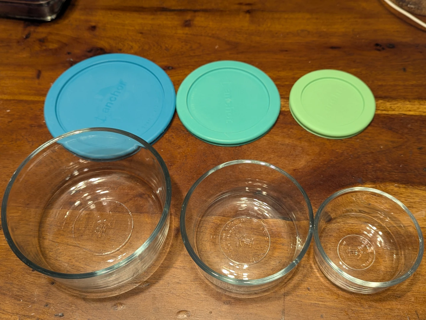 Anchor Hocking Glass Bowls with Lids (3-Piece Set)