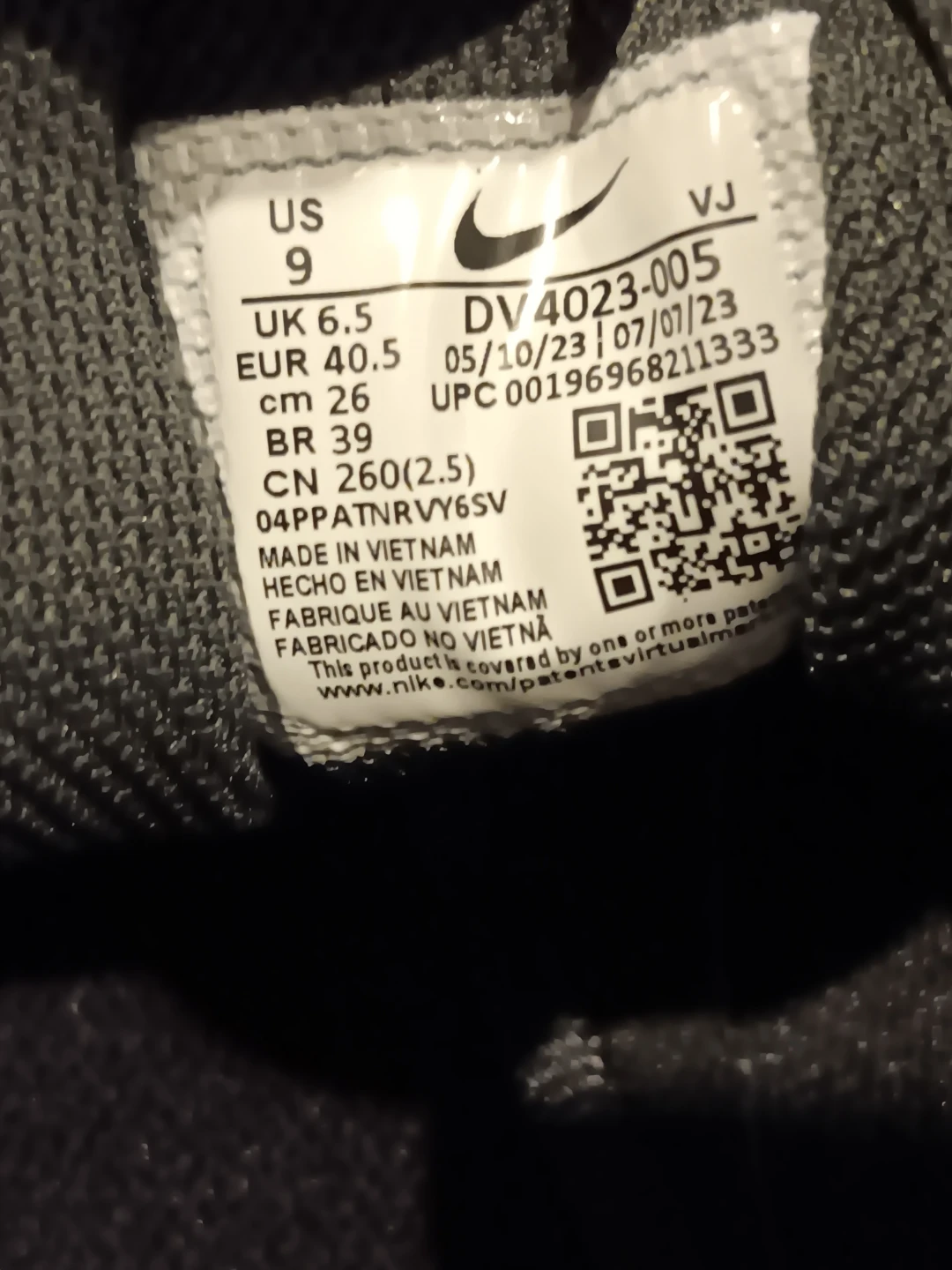 Ladies Nike Shoes NEW. Size 9. - photo 4