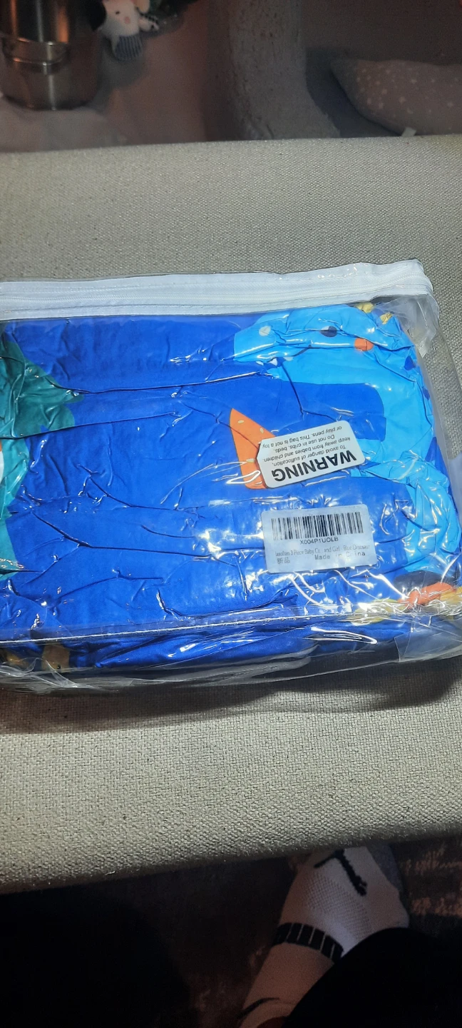 Sealed 3 Piece Baby Crib Bedding Set - Blue Dinosaurs 🥕 - photo 3