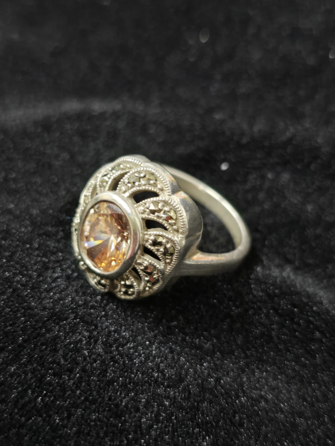 Vintage Sterling Silver-925- Marcasite Ring with Peach Stone