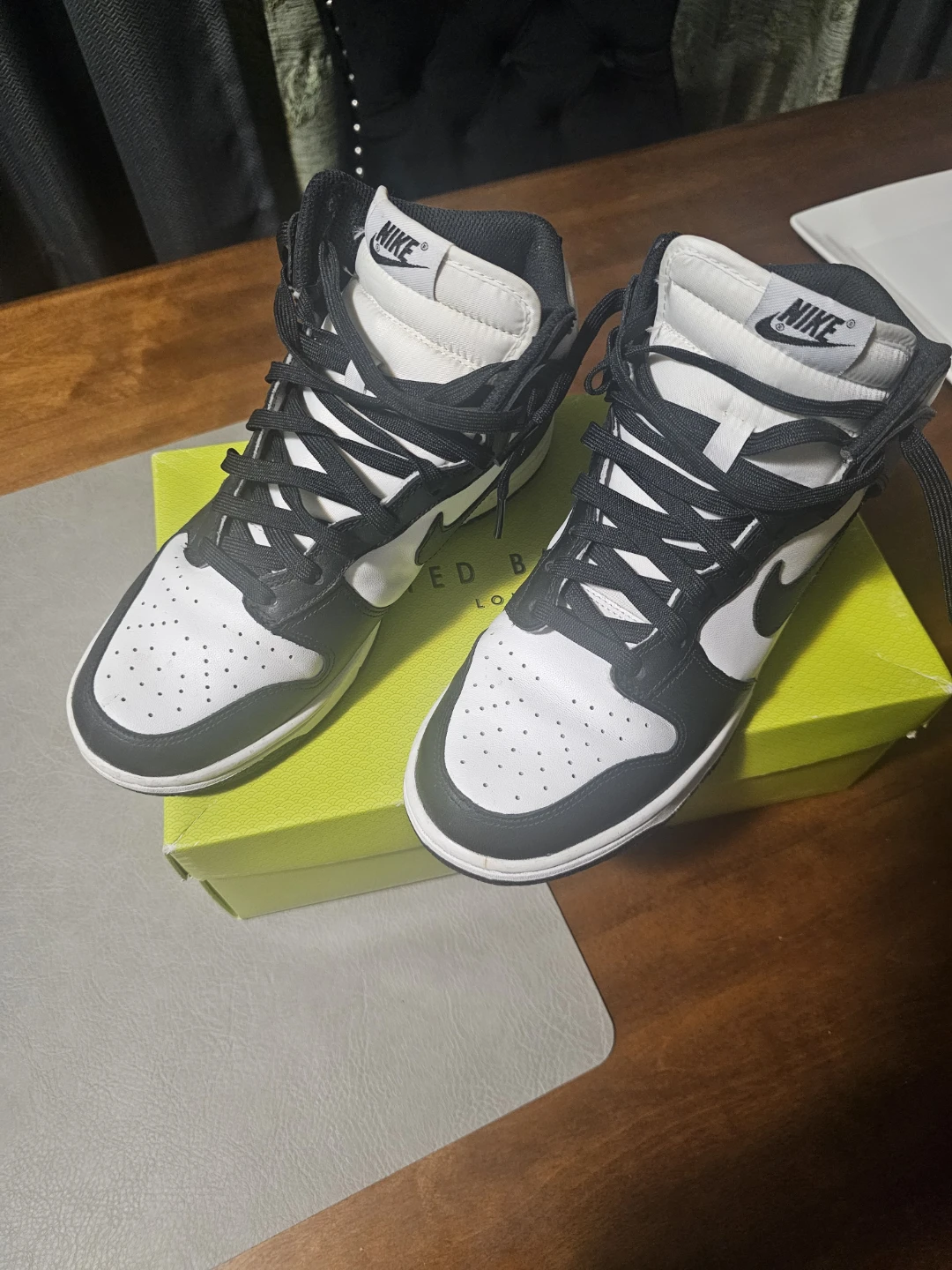 Nike High-Top Sneakers - Black and White - photo 5