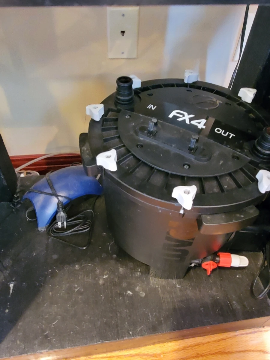Fluval FX4 Canister Filter for Aquariums