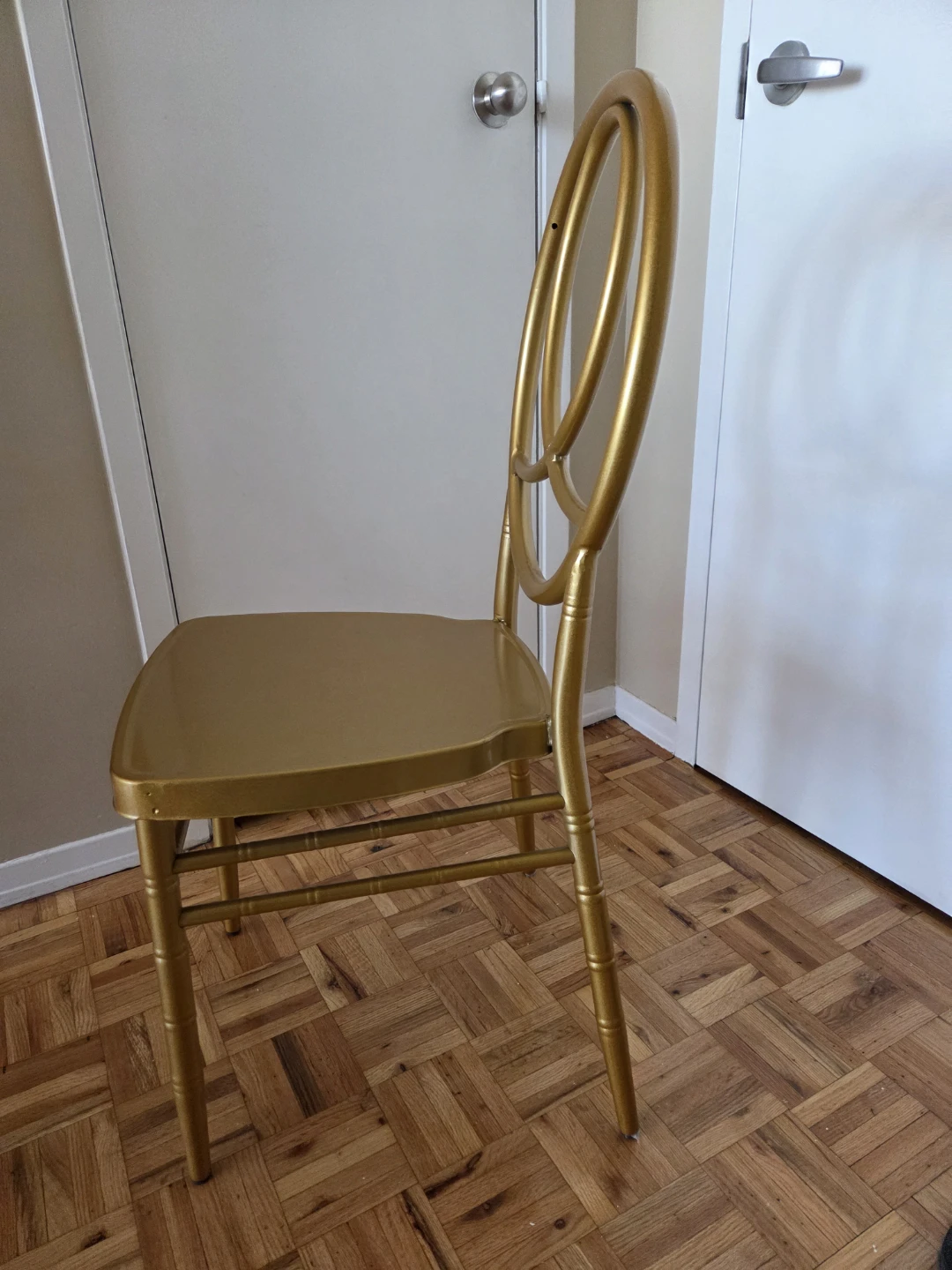 Gold Chiavari Chairs (Set of 4 - photo 3