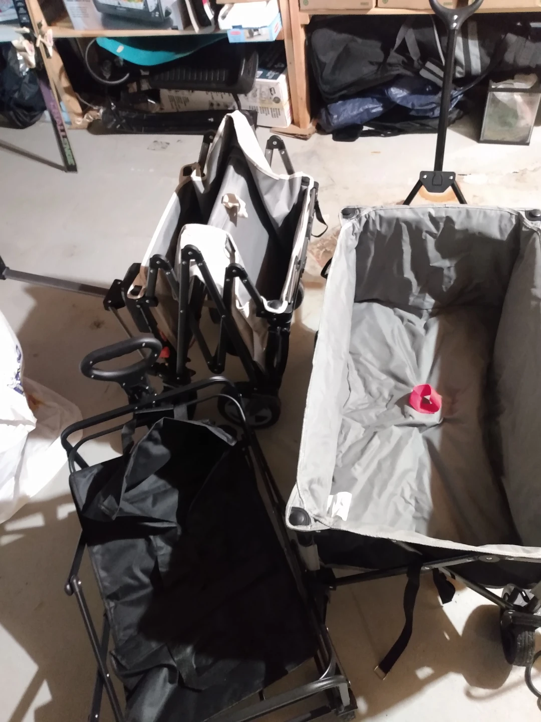 3 Overmont Folding Wagons - photo 2