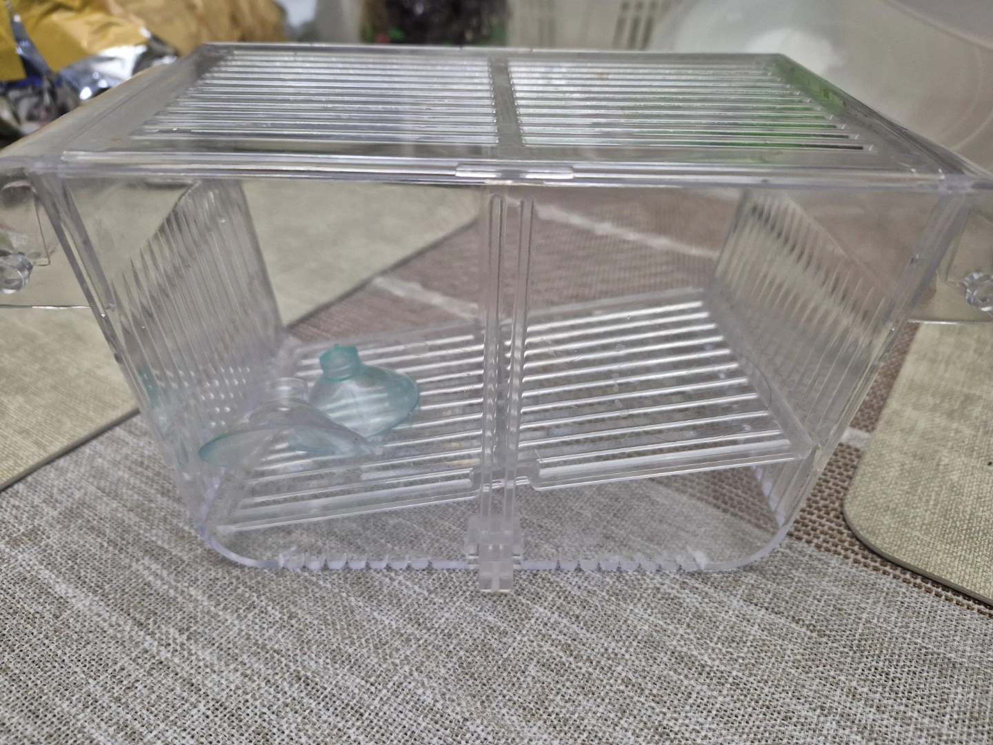 Clear Plastic Aquarium Divider Box