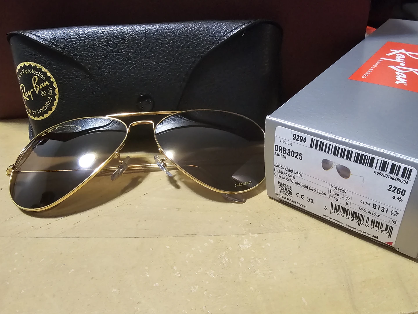New Ray-Ban Gold on Dark Brown Aviator Sunglasses RB3025 58mm