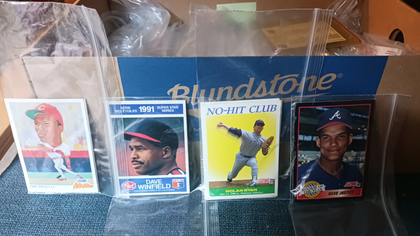 Assorted Sports Cards - photo 3